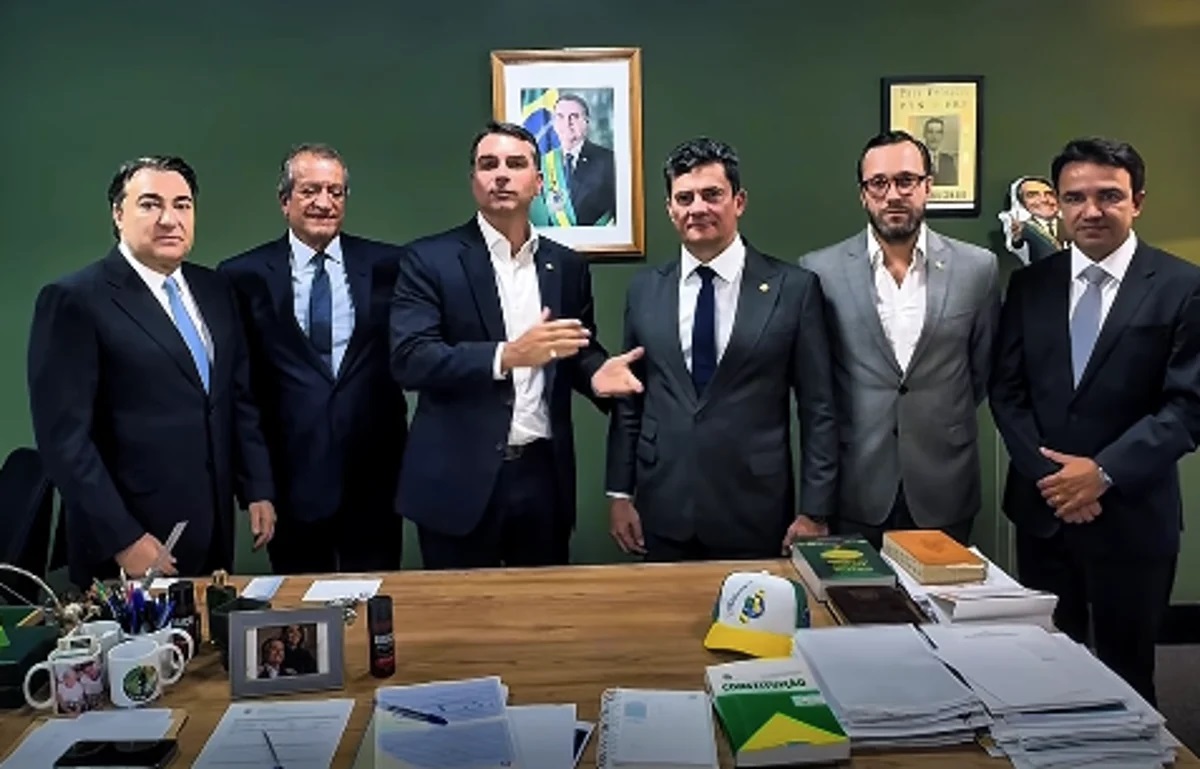 Sergio Moro dá cartada com PL e Flávio Bolsonaro e sai na frente na corrida sucessória do Governo 1 moro pl