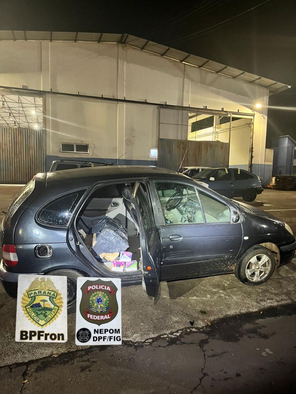 Em março, 26 veículos do contrabando de vinhos, azeites, eletrônicos e cigarros foram apreendidos em Foz 1 veiculos