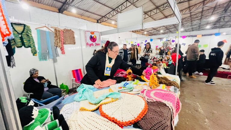 46ª Fartal fortaleceu os pequenos negócios e valorizou o artesanato produzido em Foz do Iguaçu 1 artesanato fartal