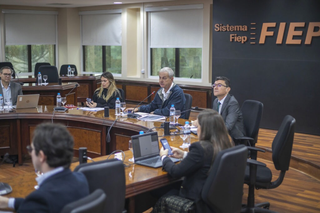 4 FIEP IMAGEMPUBLI 27.07 Energia