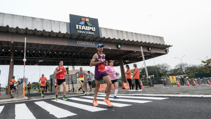 Maratona Internacional de Foz do Iguaçu amplia estrutura para receber atletas de outras cidades 1 54022300952 6a54d375f6 k 720x406 1