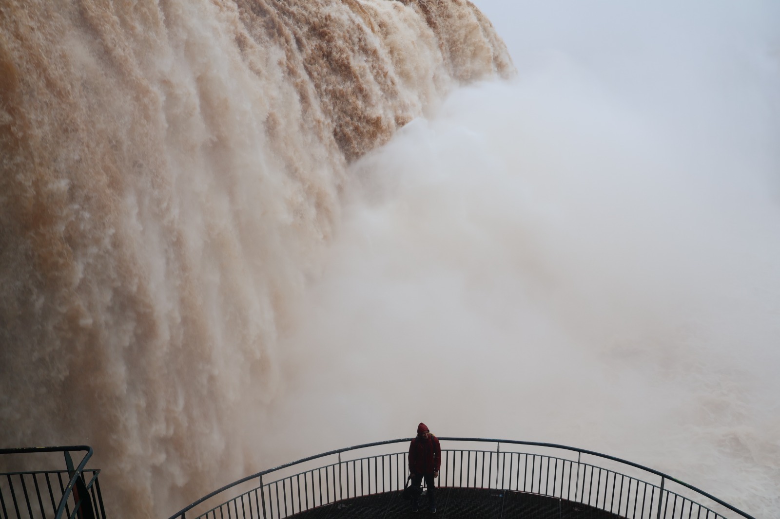 Vídeo: Vazão das Cataratas do Iguaçu chega a 7,3 milhões de litros por segundo nesta quinta-feira (2) 1 WhatsApp Image 2026 06 30 at 14.13.36