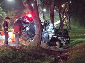 duas jovens morrem e seis ficam feridos em grave acidente na avenida felipe wandscheer 6a64aead56524