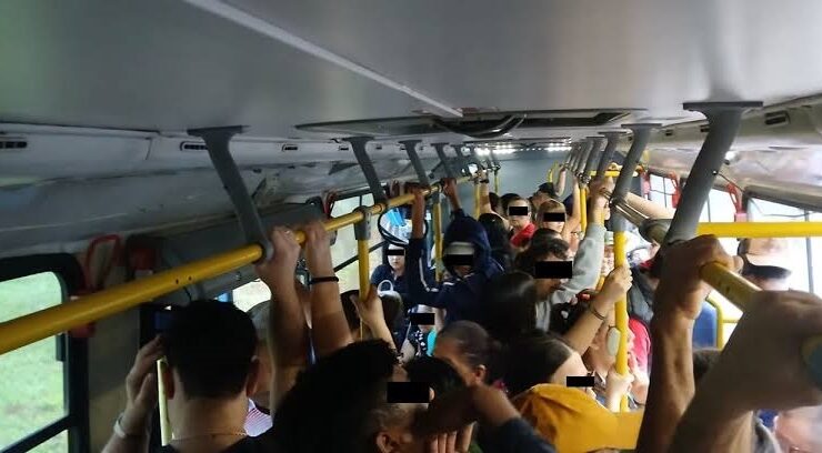 onibus lotado
