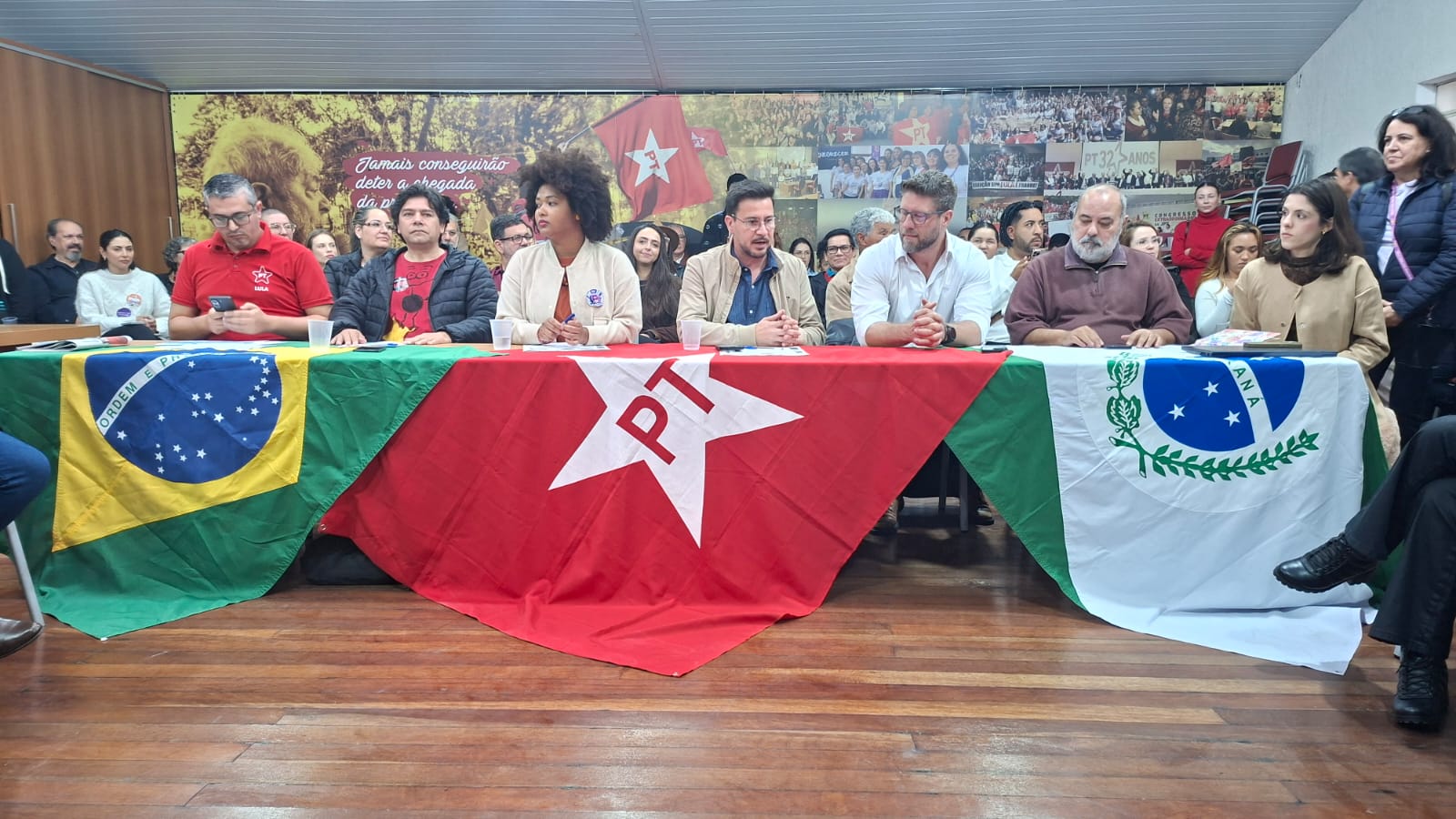 PT-PR confirma Lula presidente, Gleisi e Rosinha ao senado e apoio a Requião FIlho para governo do Paraná 1 pt tem candidato
