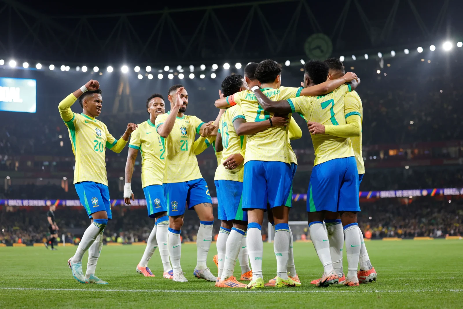 Bola murcha 1 selecao brasileira futebol