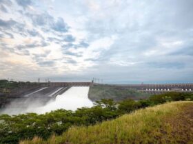 vertedouro itaipu