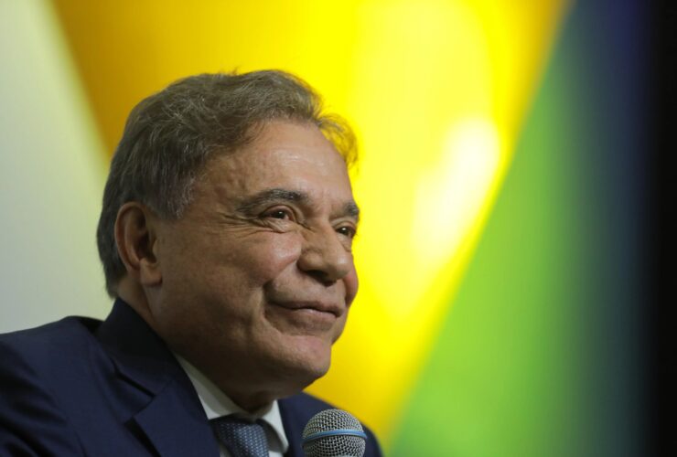 alvaro dias