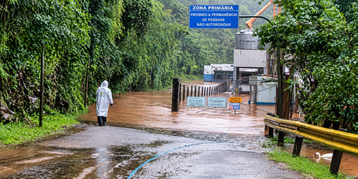 Enchente na Zona Primaria 1140x570 1