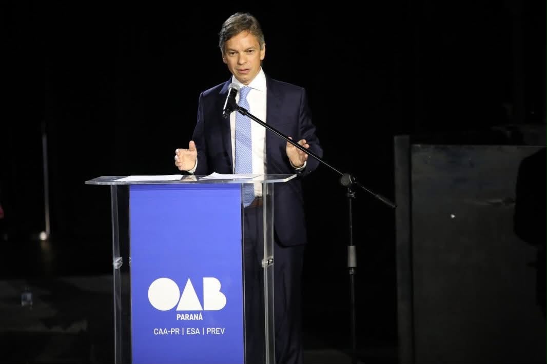 OAB-PR em debate: presidente da entidade fala sobre atuação na sociedade civil em encontro do Rotary 1 pereirinha 2